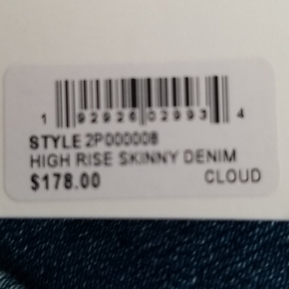 Vineyard Vines High Rise Skinny Ankle Jean - Picture 6 of 7